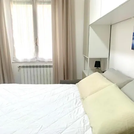 D.s House Mare & Sentieri Apartment *